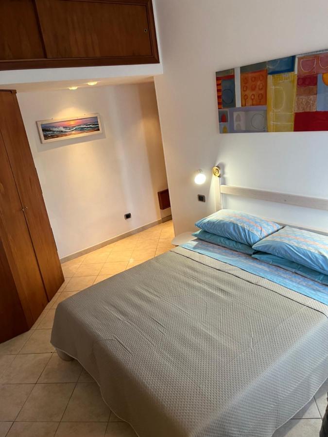 Апартаменты Attico Con Terrazza In Via Dei Traghetti Лидо-ди-Остия Экстерьер фото