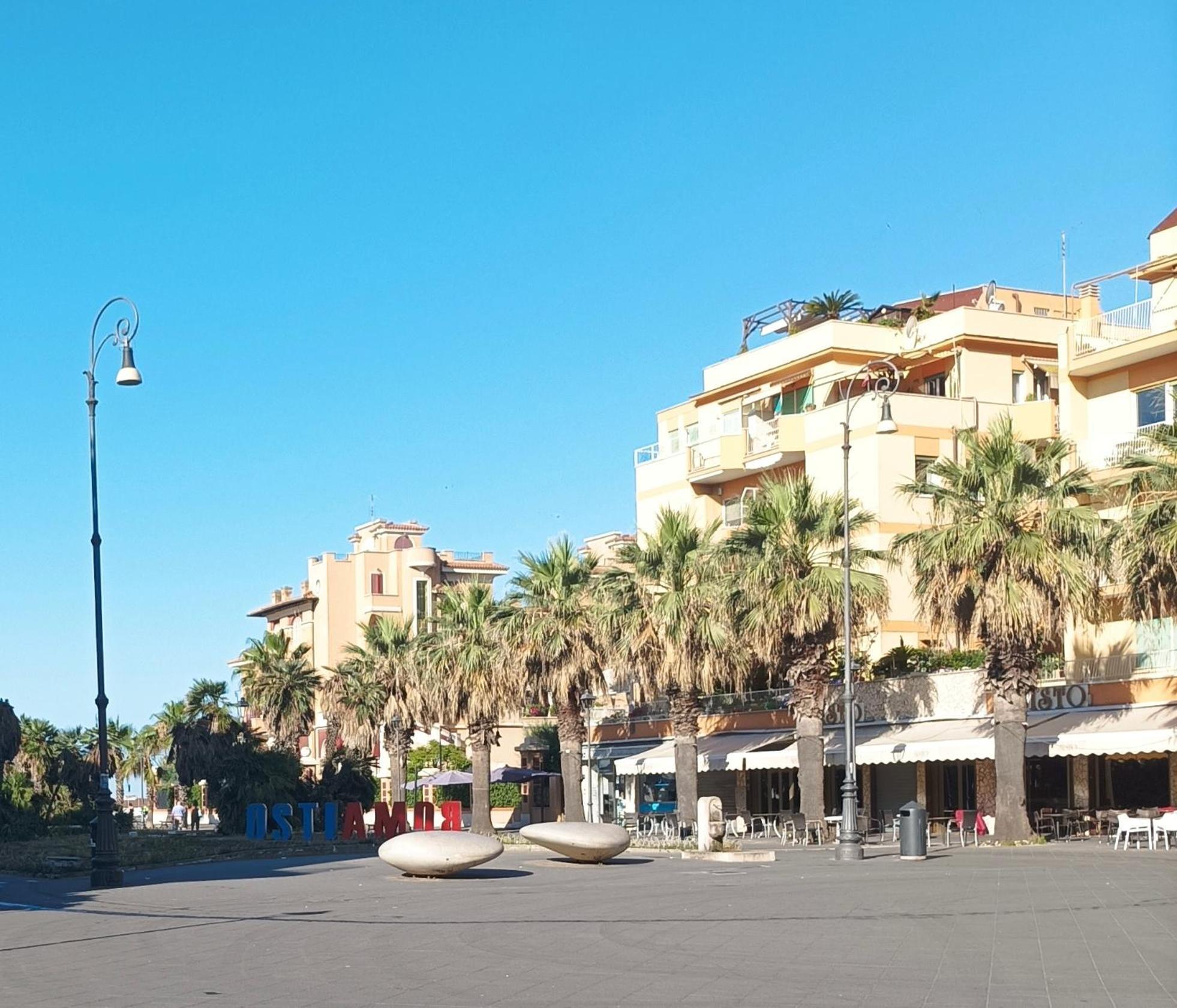 Апартаменты Attico Con Terrazza In Via Dei Traghetti Лидо-ди-Остия Экстерьер фото